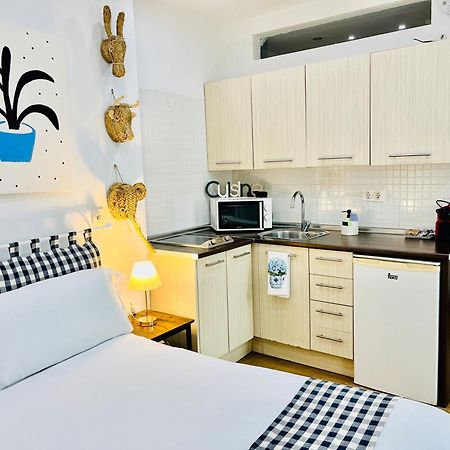 Estudio Luminoso Cerca De La Playa Nerja Εξωτερικό φωτογραφία