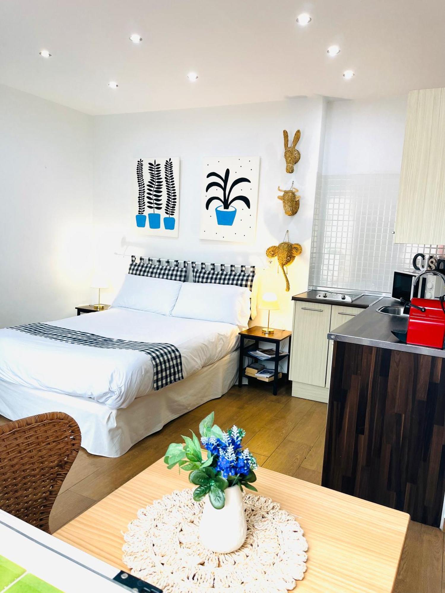 Estudio Luminoso Cerca De La Playa Nerja Εξωτερικό φωτογραφία